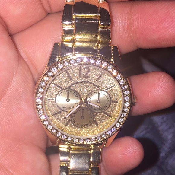 Watch - Picture 2 of 2